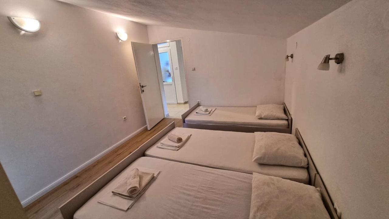 Apartment Folic Сутоморе Екстер'єр фото