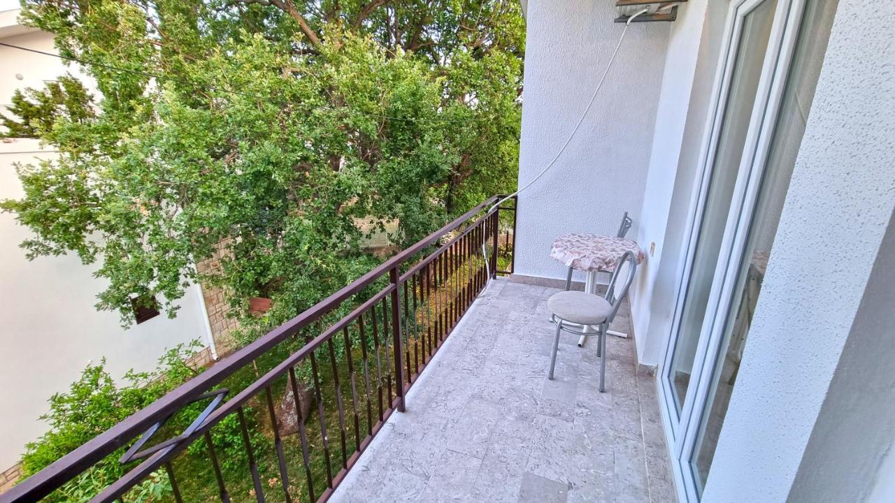 Apartment Folic Сутоморе Екстер'єр фото