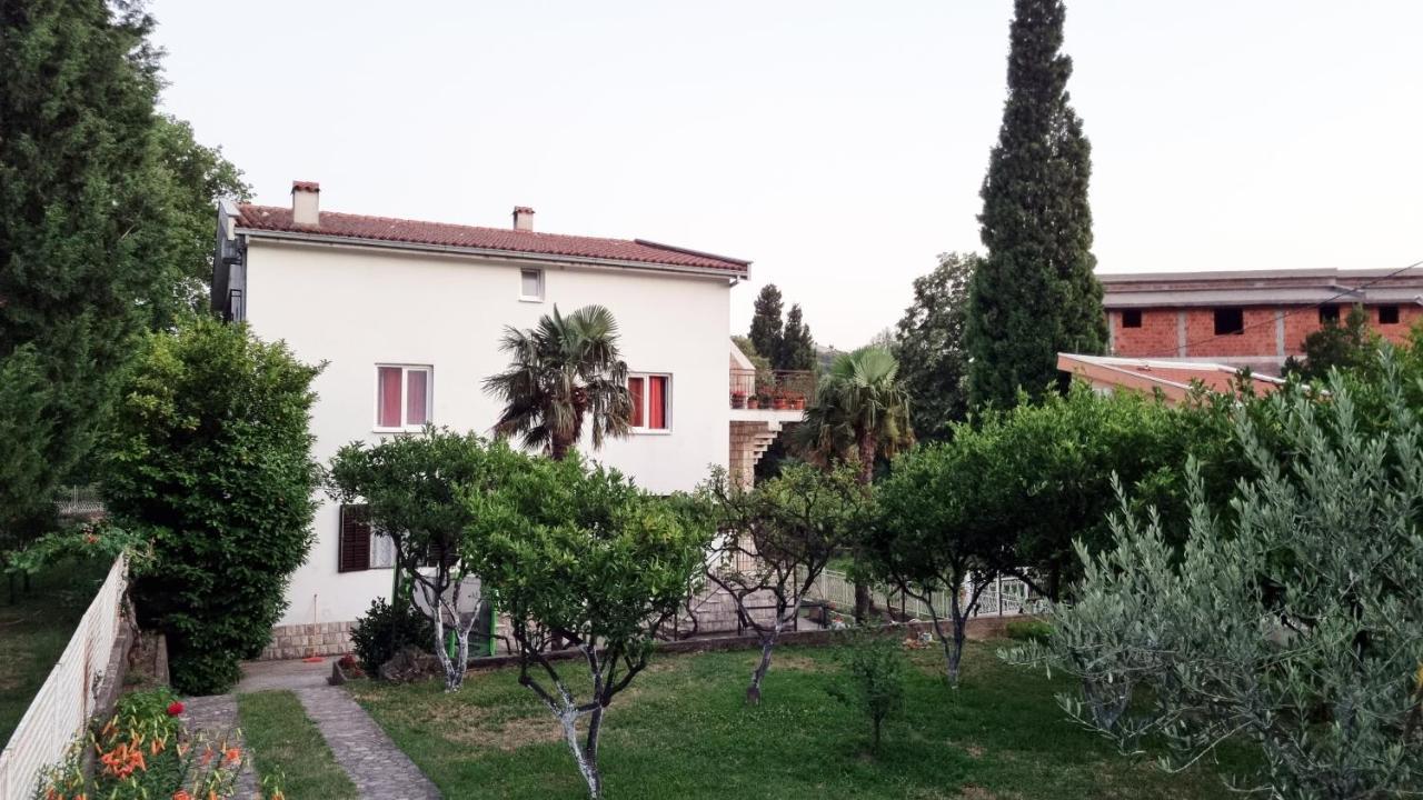 Apartment Folic Сутоморе Екстер'єр фото