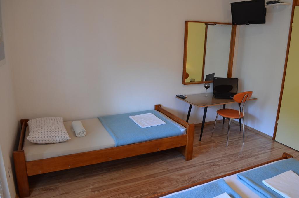 Apartment Folic Сутоморе Екстер'єр фото