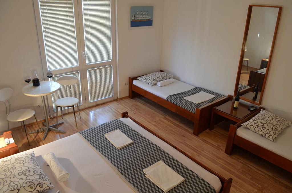 Apartment Folic Сутоморе Екстер'єр фото